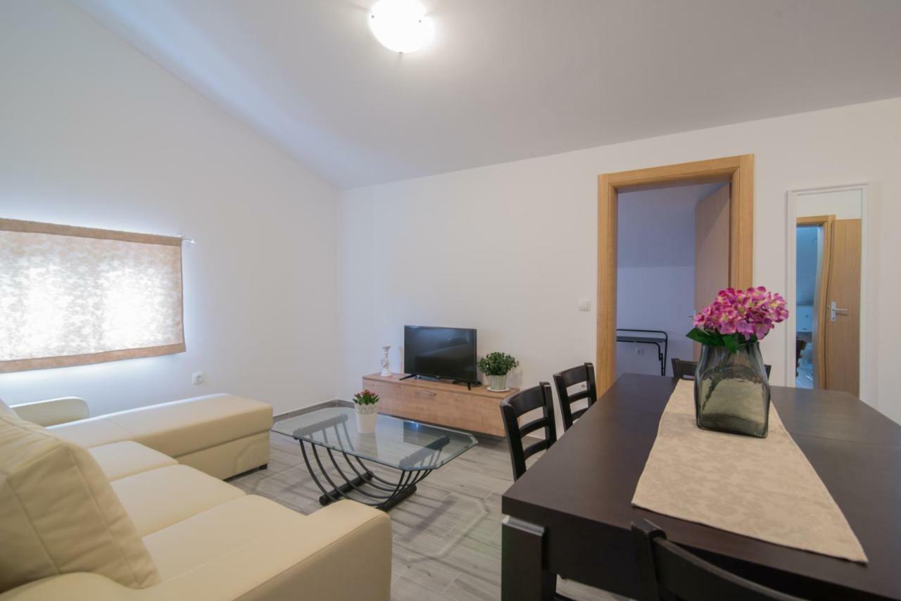 Appartamento Middle Istra Pazin Esterno foto