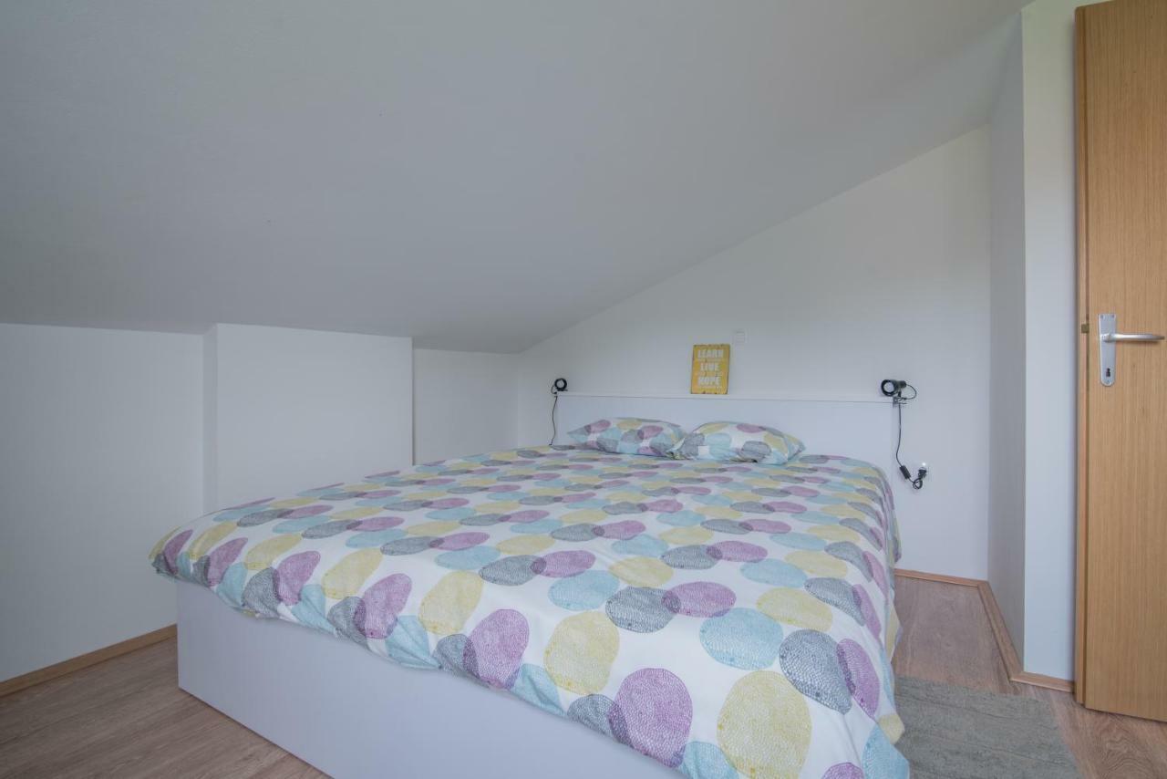 Appartamento Middle Istra Pazin Esterno foto
