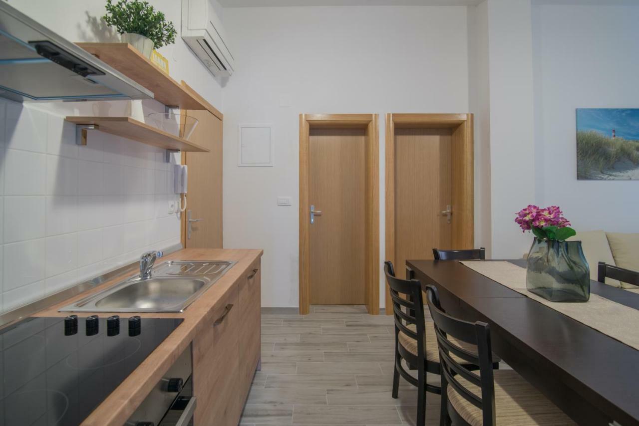 Appartamento Middle Istra Pazin Esterno foto